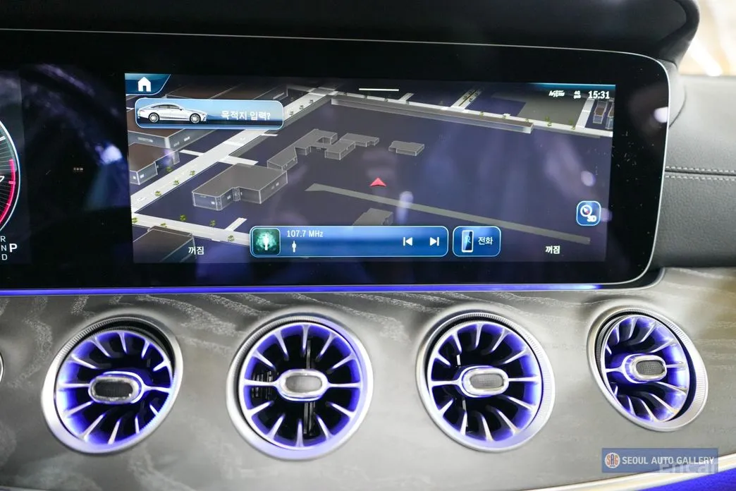 Фото 14 - Mercedes-Benz AMG GT