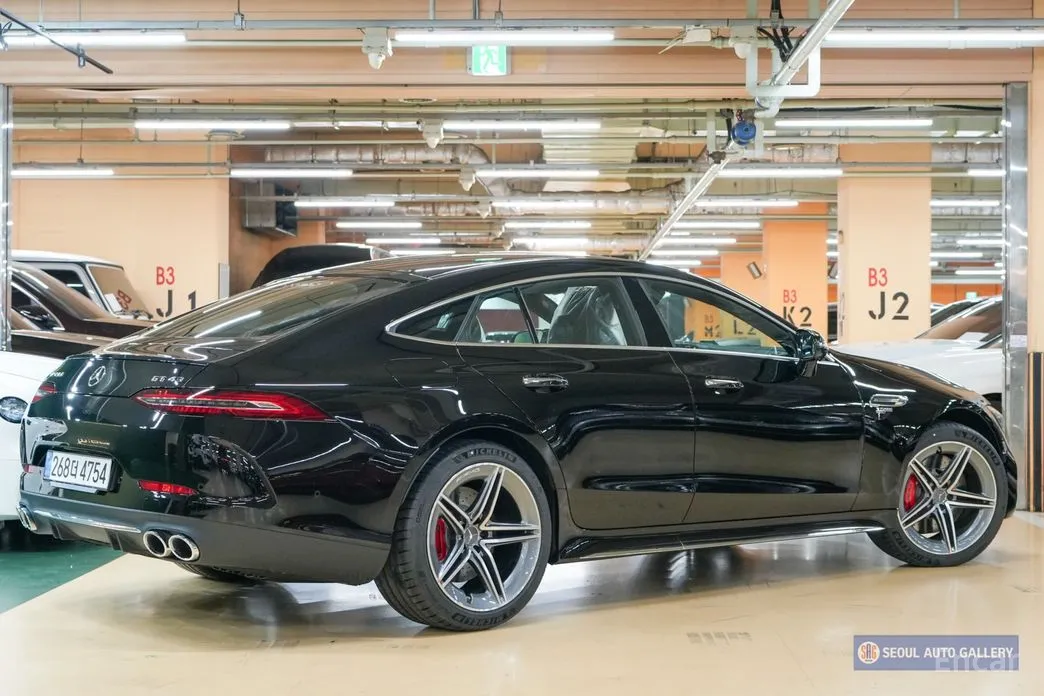 Фото 3 - Mercedes-Benz AMG GT