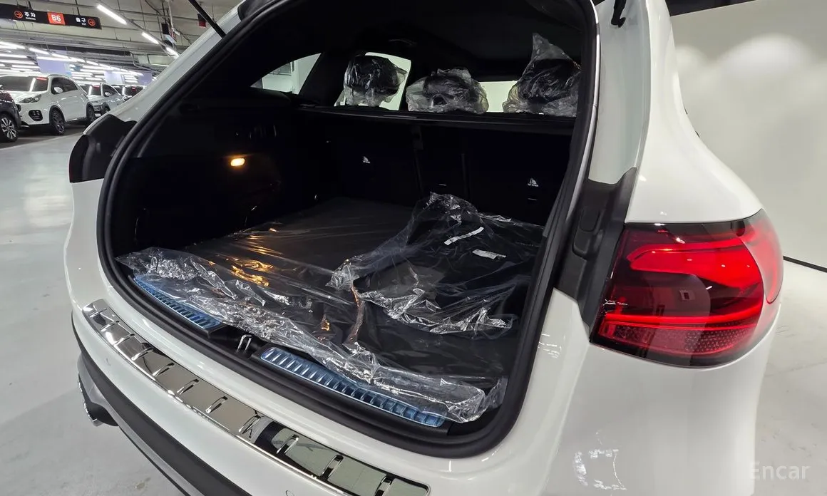 Фото 10 - Mercedes-Benz GLC-Class