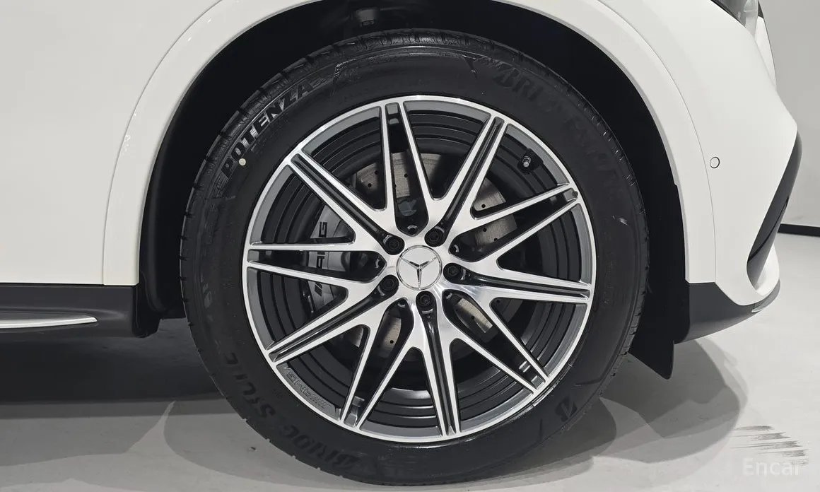 Фото 5 - Mercedes-Benz GLC-Class