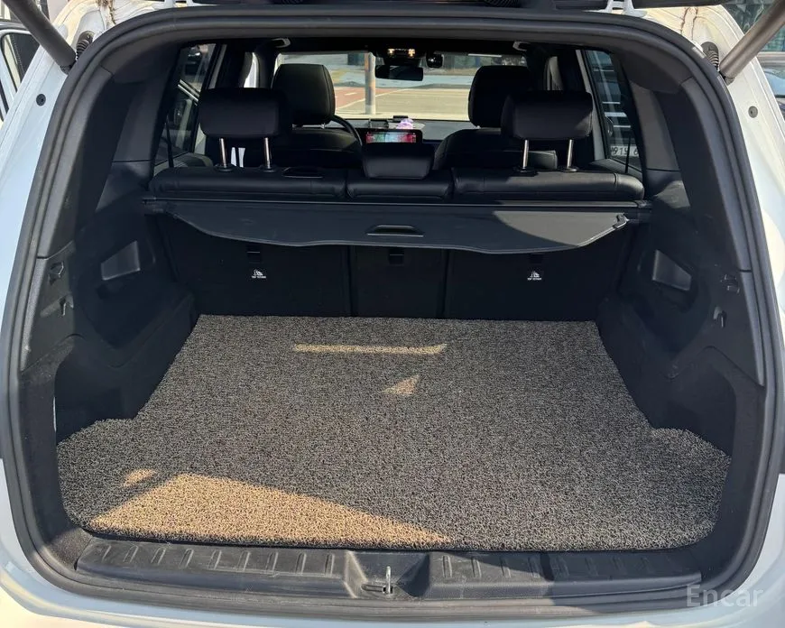 Mercedes-Benz GLB-Class 2020 GLB220