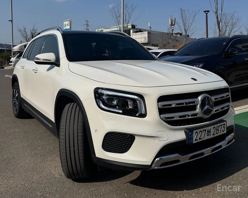 Mercedes-Benz GLB-Class 2020 GLB220