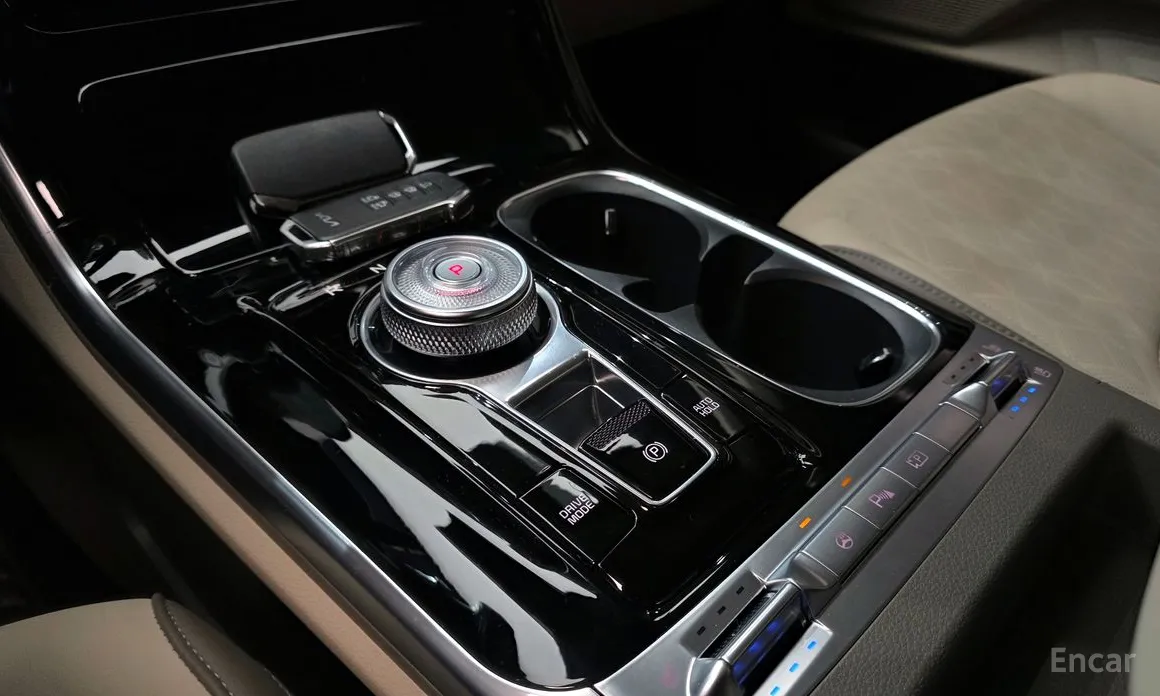 Фото 9 - Kia Carnival