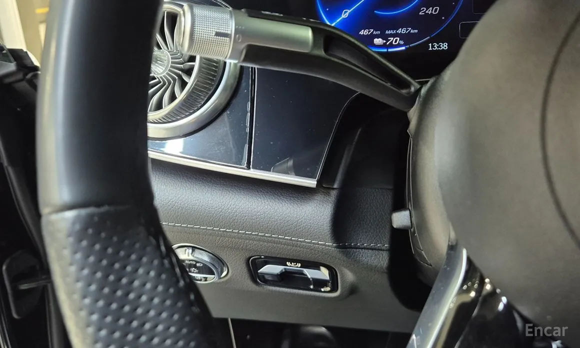 Фото 11 - Mercedes-Benz EQS