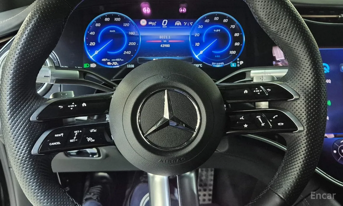 Фото 13 - Mercedes-Benz EQS