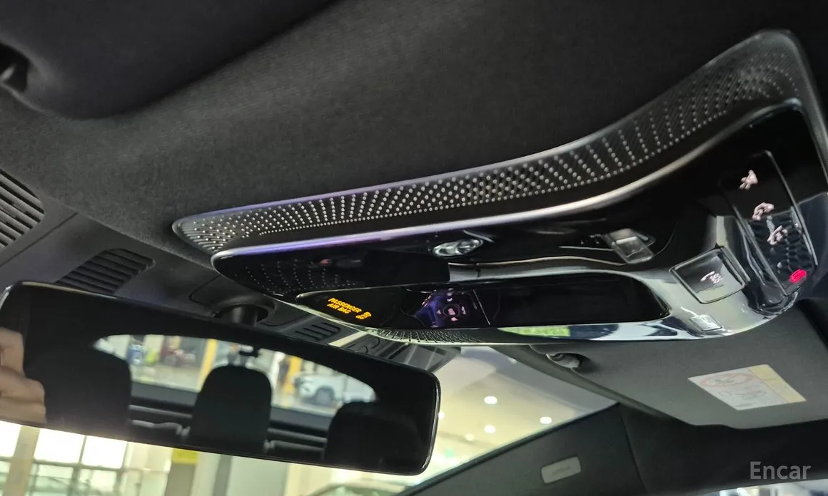 Фото 18 - Mercedes-Benz EQS