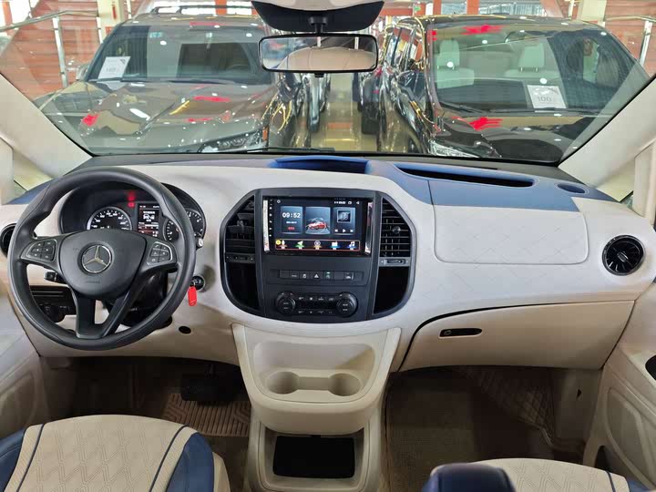 Фото 10 - Mercedes-Benz Vito