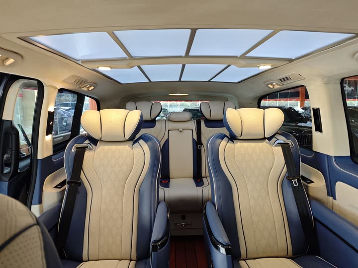 Фото 12 - Mercedes-Benz Vito