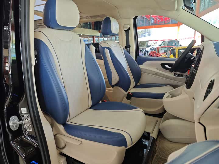 Фото 14 - Mercedes-Benz Vito