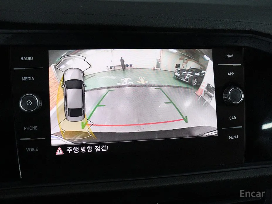 Фото 14 - Volkswagen Jetta