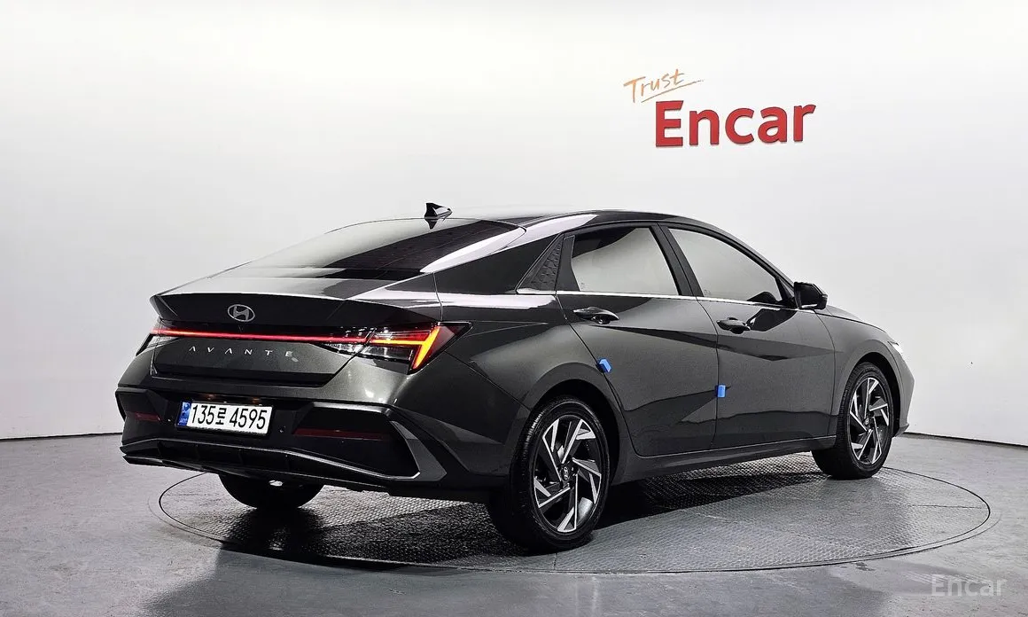 Hyundai Avante 2023 1.6