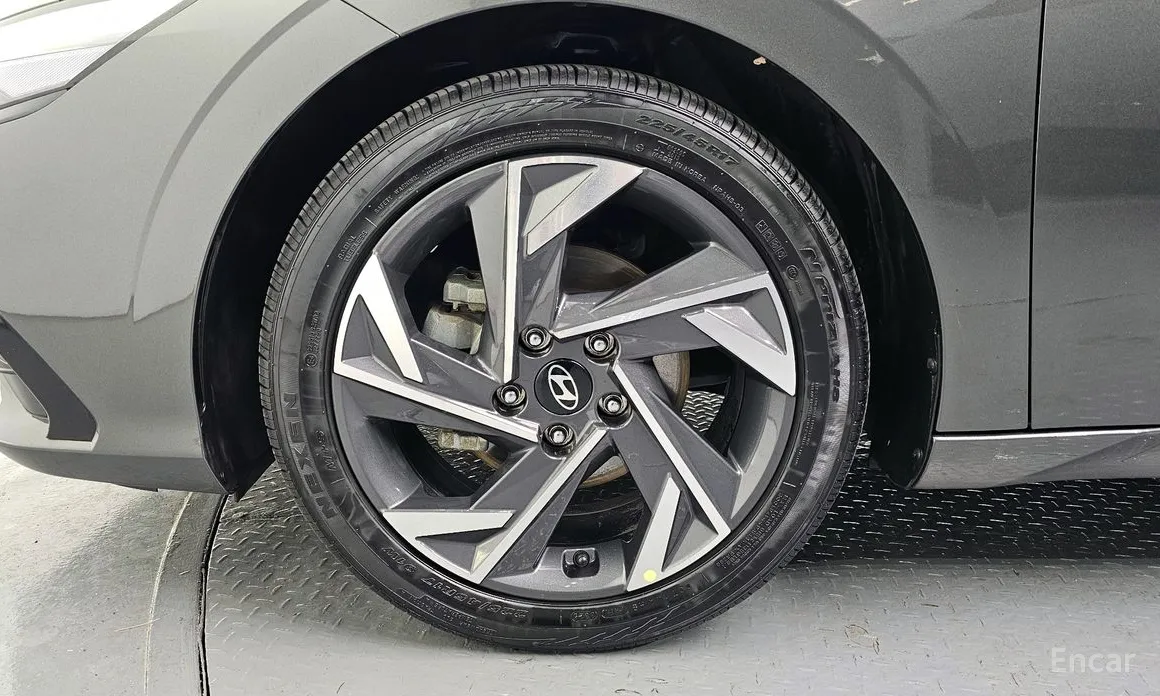 Hyundai Avante 2023 1.6