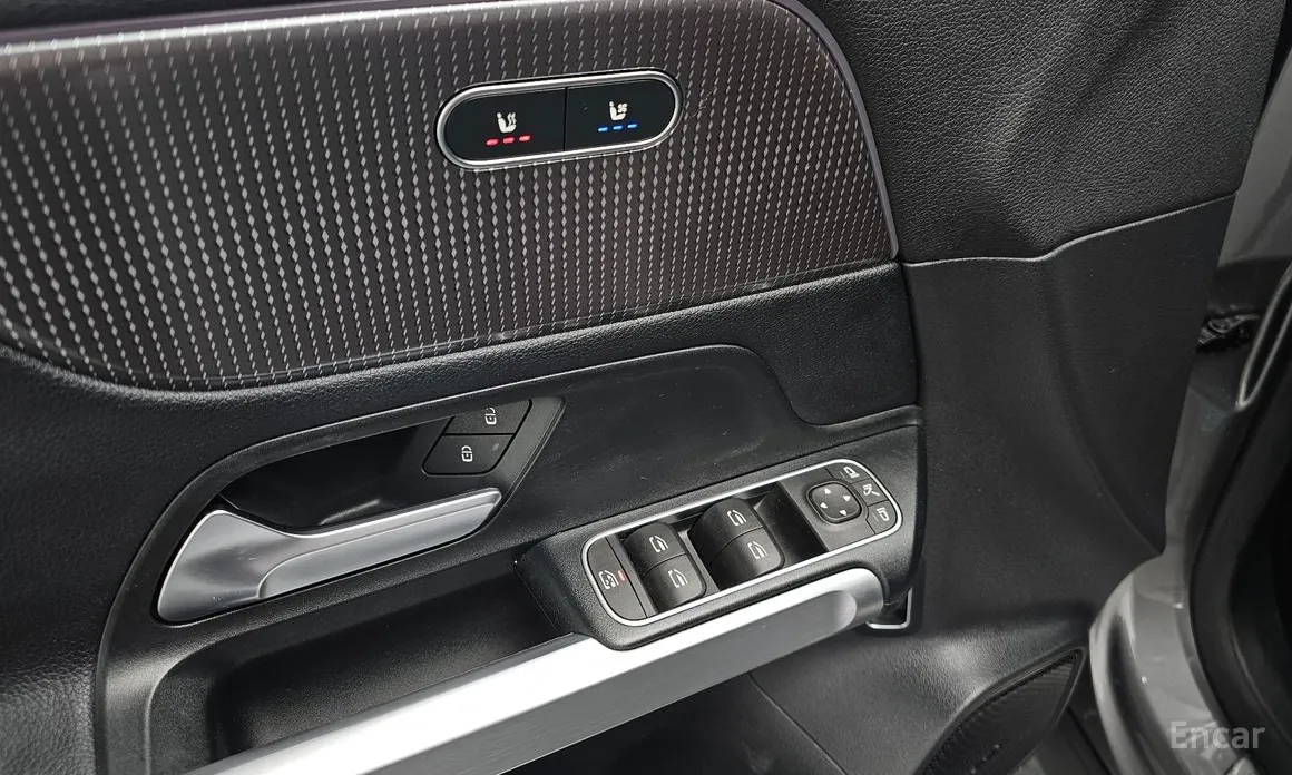 Фото 18 - Mercedes-Benz EQB