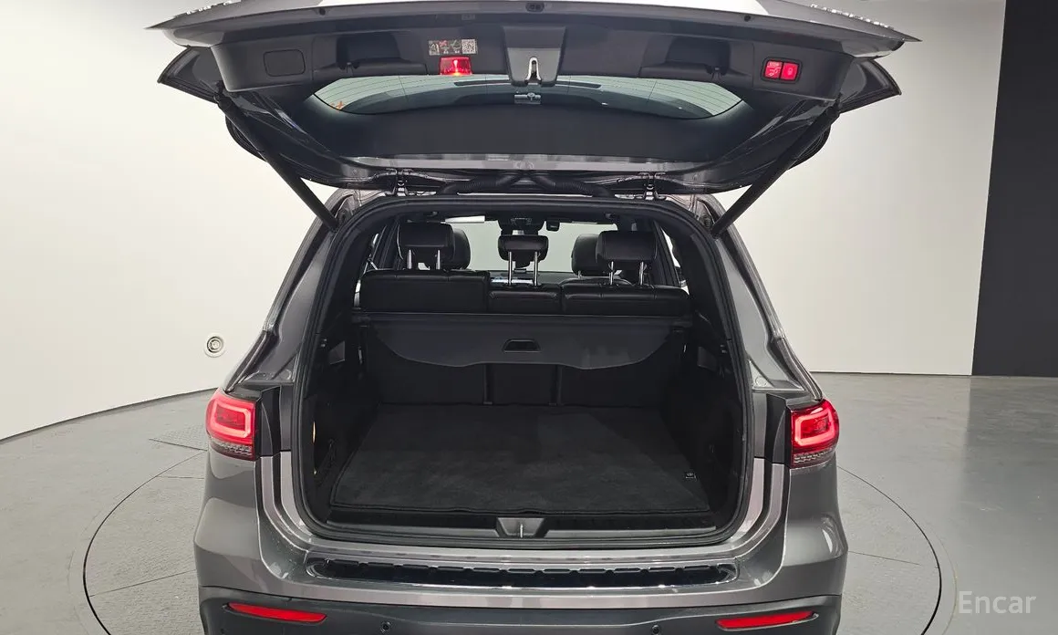 Фото 20 - Mercedes-Benz EQB