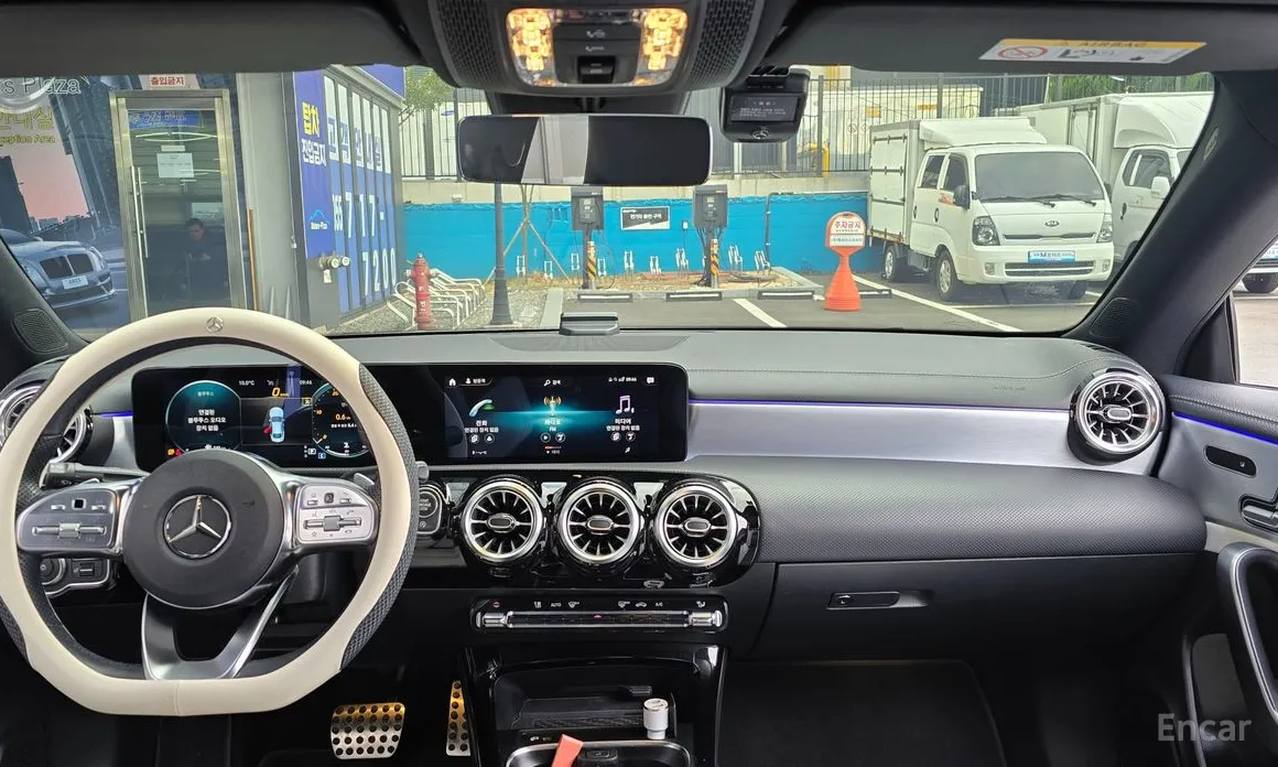 Фото 16 - Mercedes-Benz CLA-Class