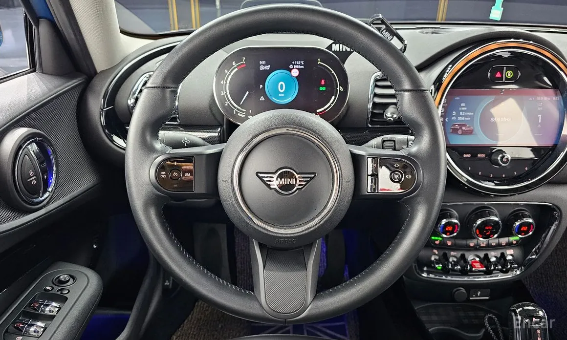 Фото 13 - Mini Clubman