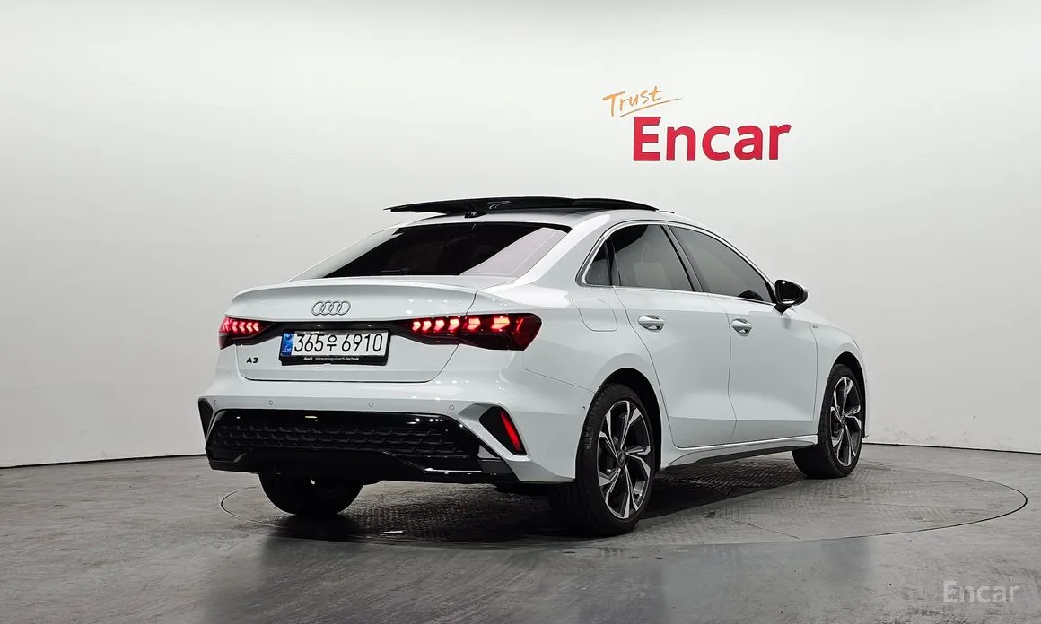 Фото 2 - Audi A3