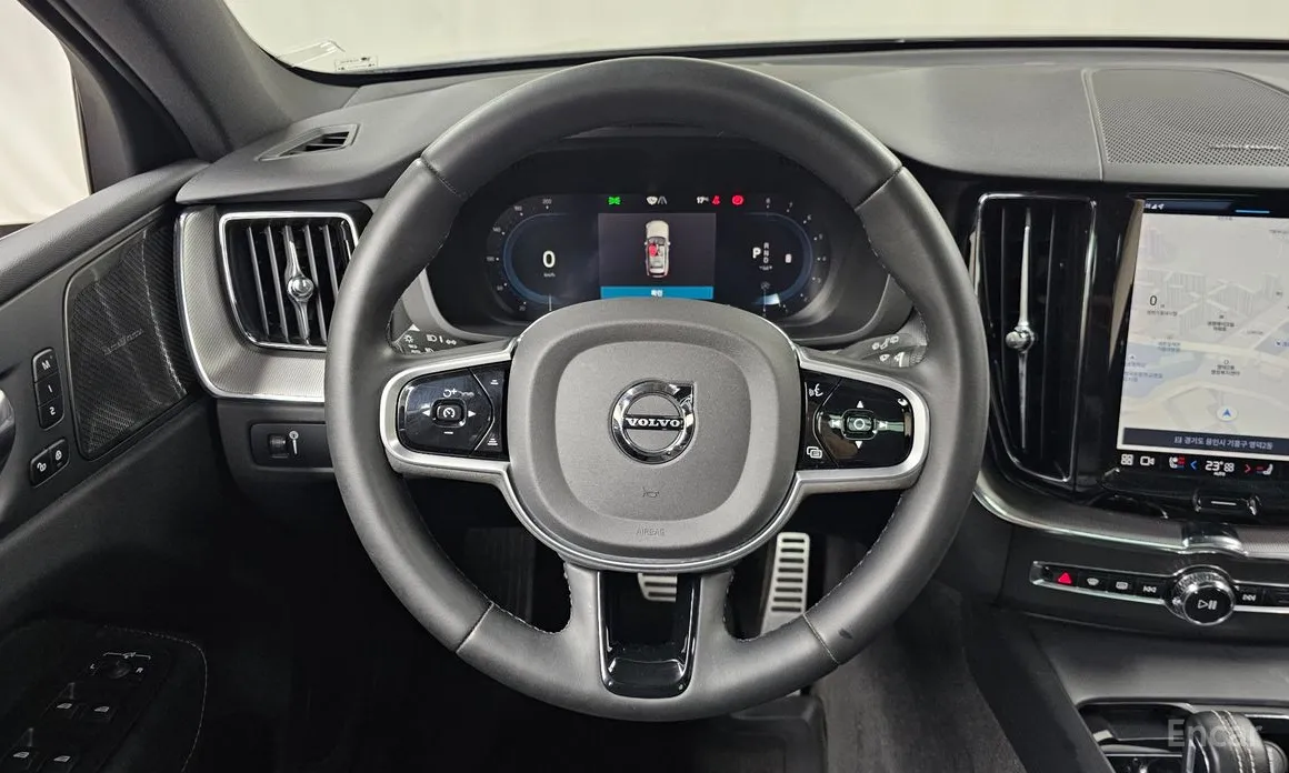 Фото 13 - Volvo XC60