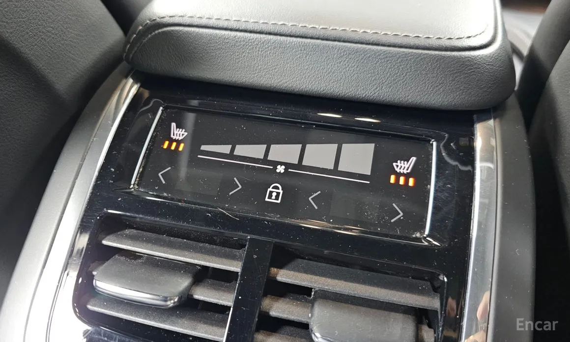 Фото 18 - Volvo XC60