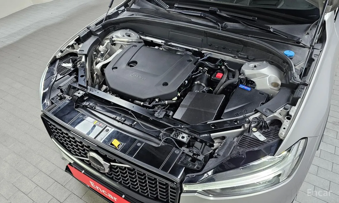 Фото 6 - Volvo XC60