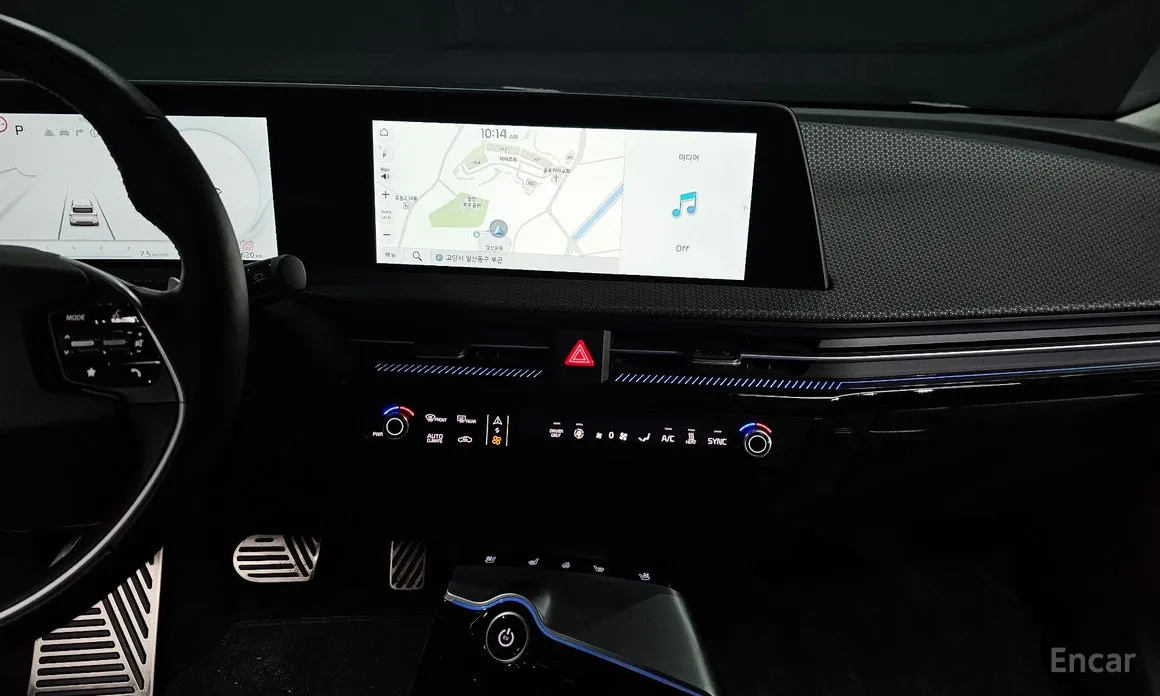 Фото 14 - Kia EV6