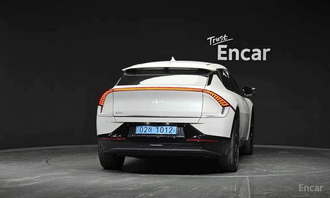 Фото 4 - Kia EV6