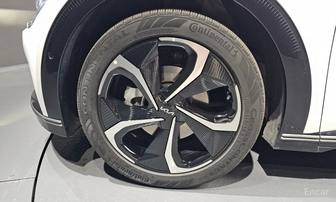 Фото 5 - Kia EV6