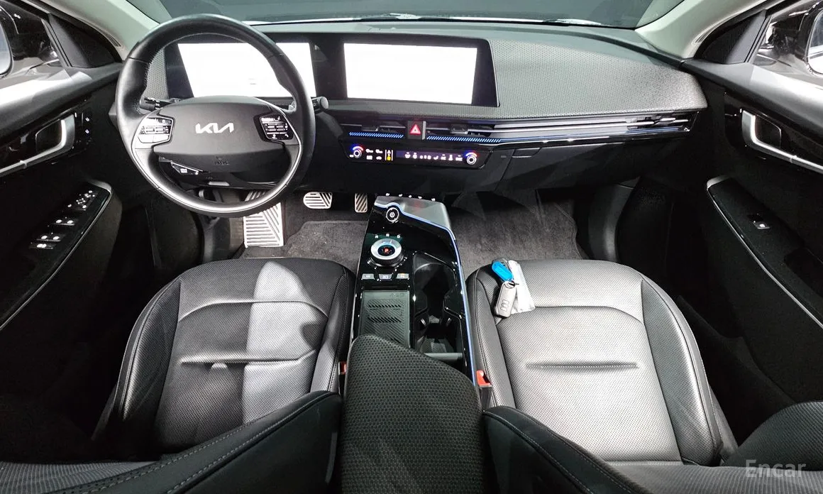 Фото 7 - Kia EV6