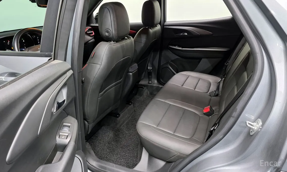 Photo 12 - Chevrolet Trailblazer