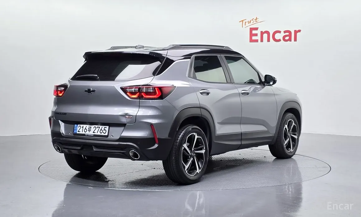 Photo 2 - Chevrolet Trailblazer