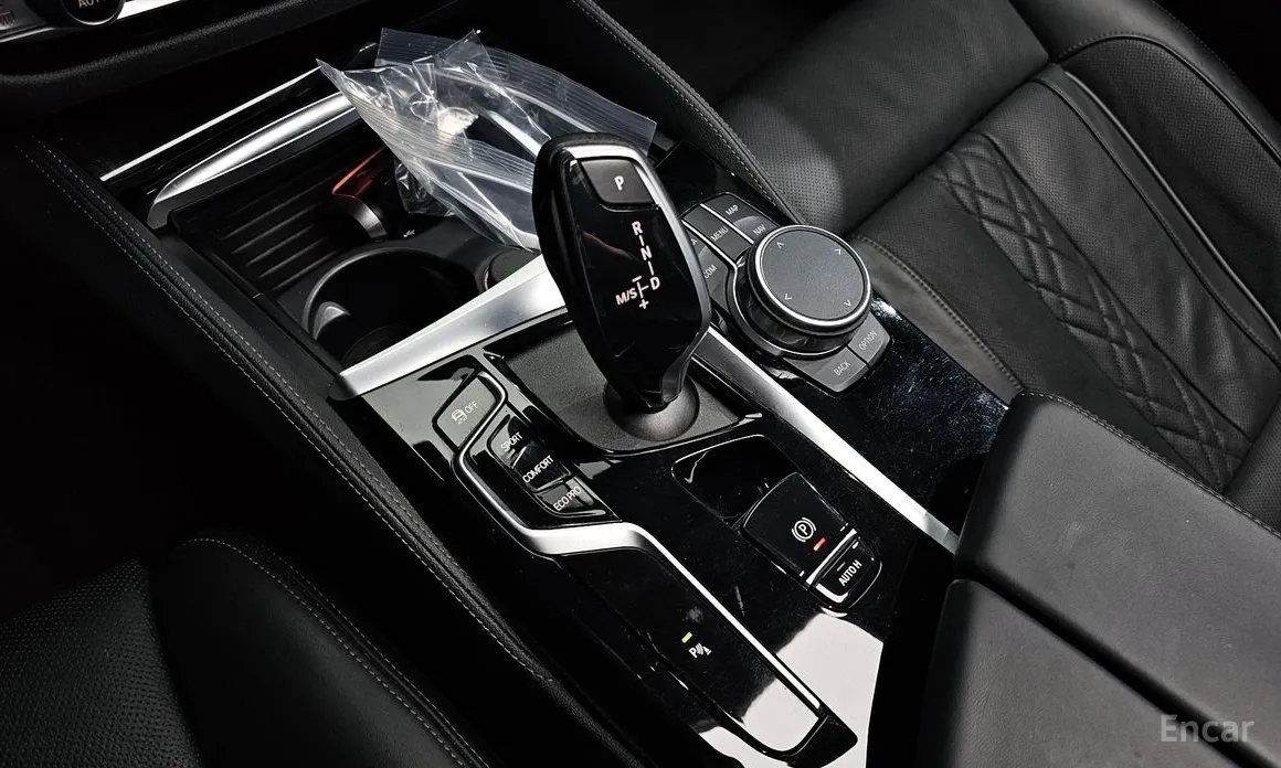 Photo 9 - BMW 5 Series