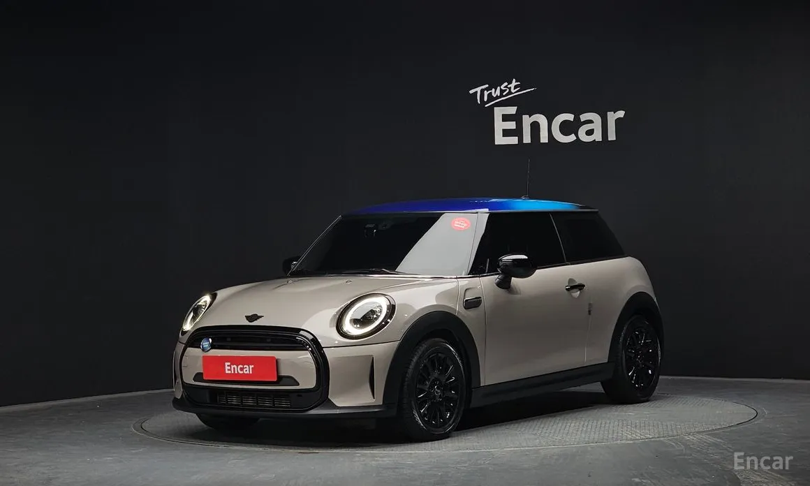 Фото 1 - Mini Cooper