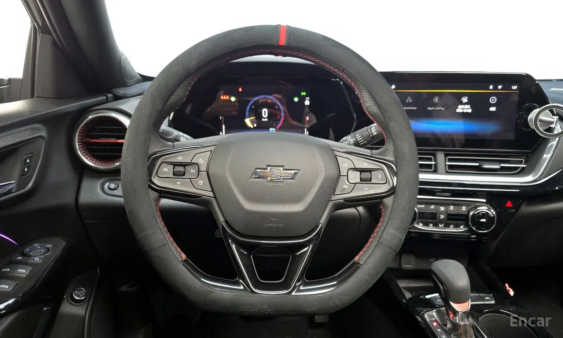 Photo 13 - Chevrolet Trax