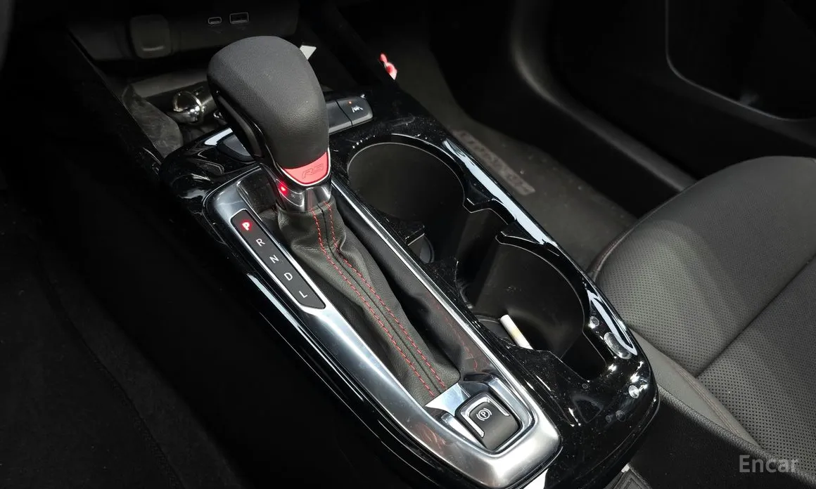 Photo 9 - Chevrolet Trax