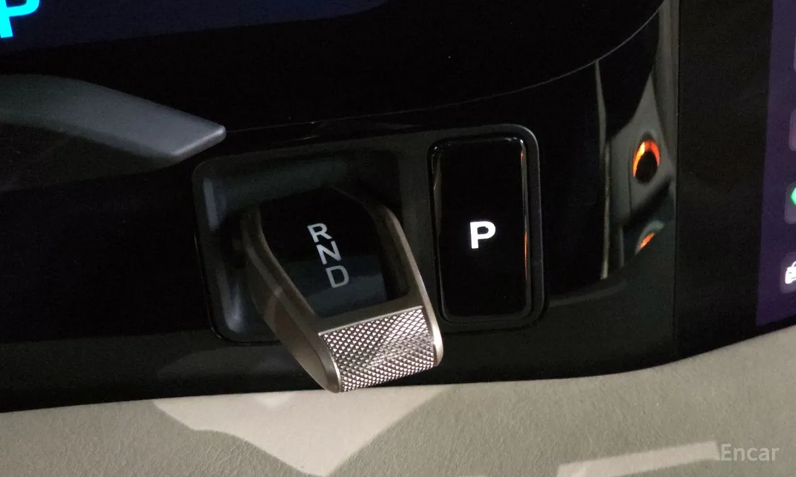 Фото 9 - Porsche Taycan