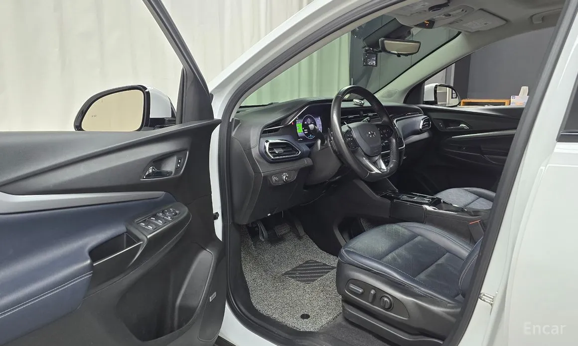 Фото 10 - Chevrolet Bolt EUV