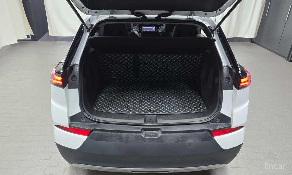 Фото 20 - Chevrolet Bolt EUV