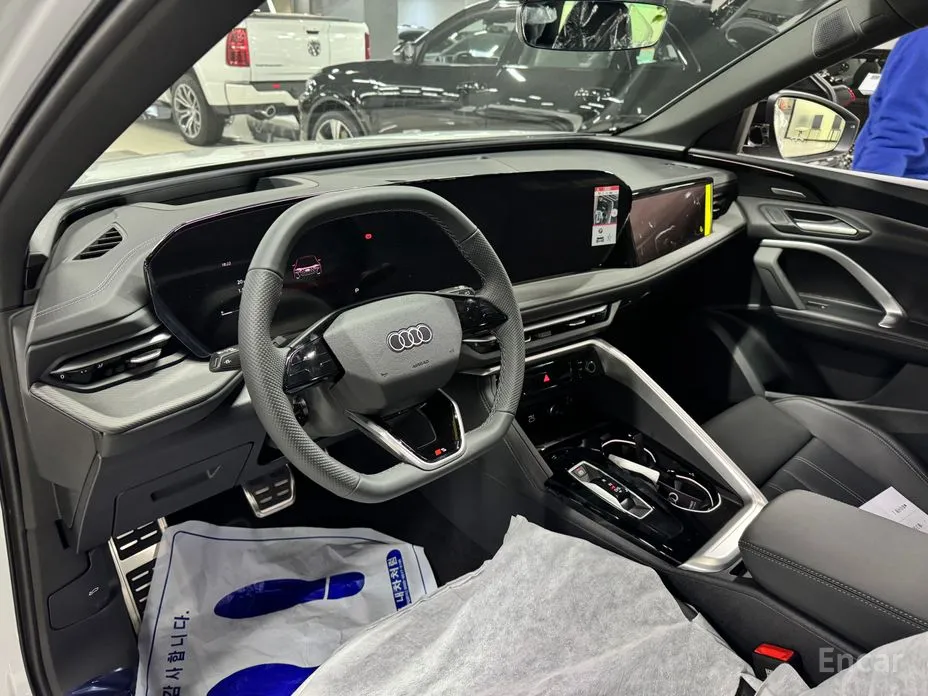 Фото 4 - Audi Q5