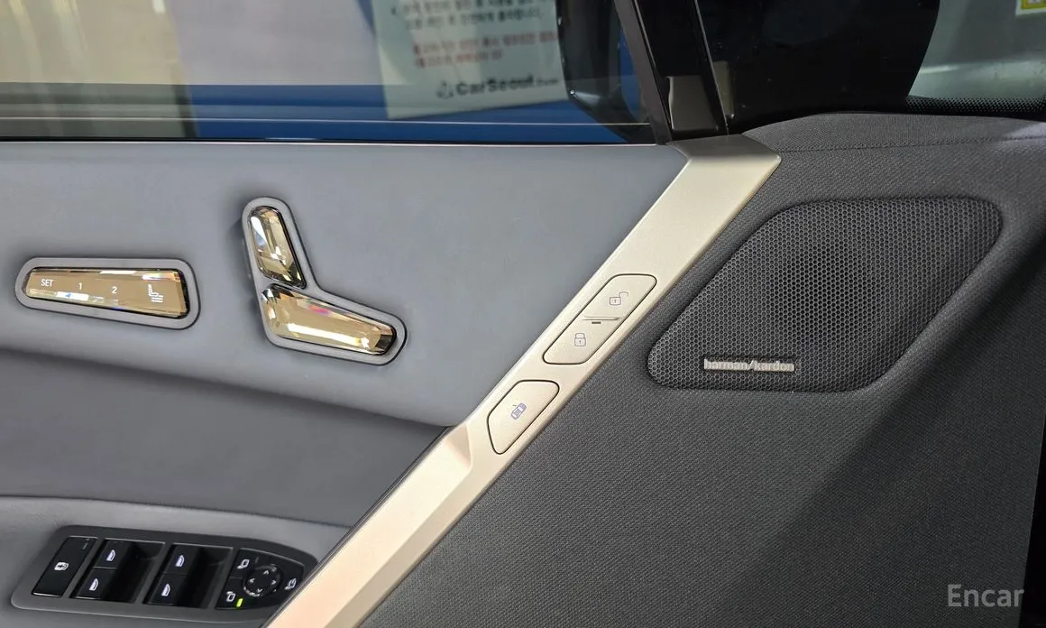 Фото 16 - BMW iX