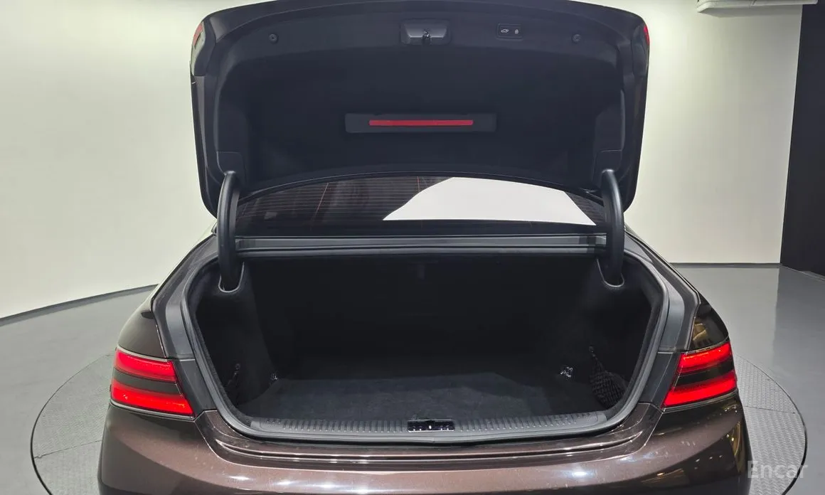 Фото 20 - Genesis G90