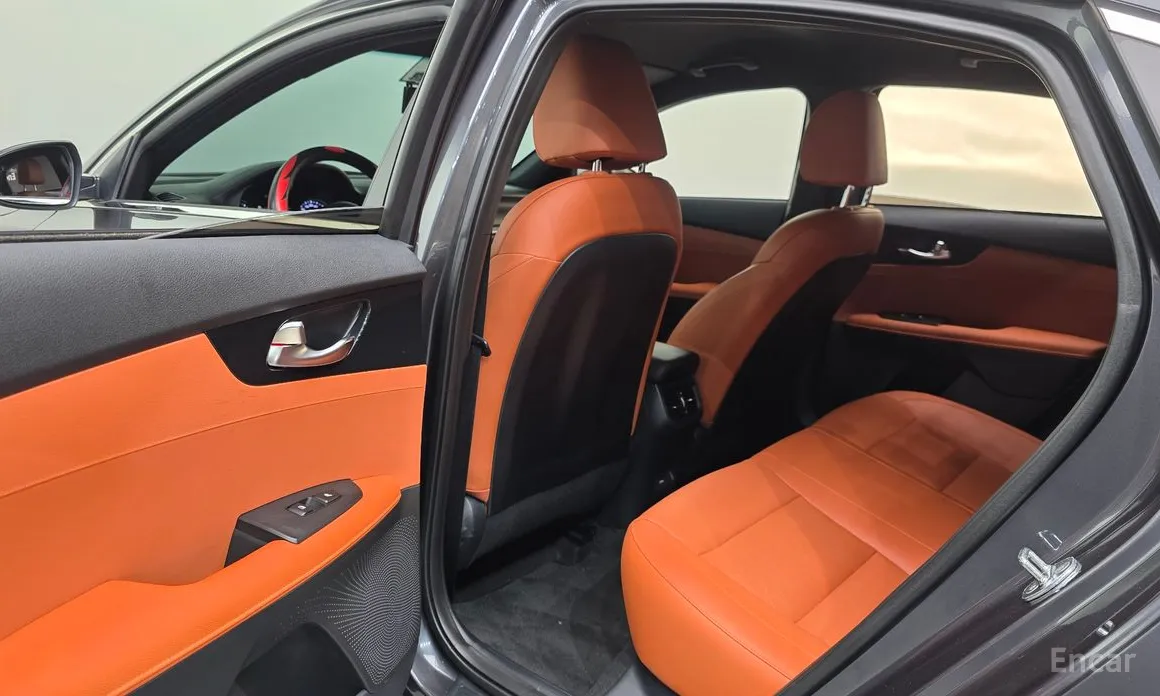 Фото 17 - Kia K3