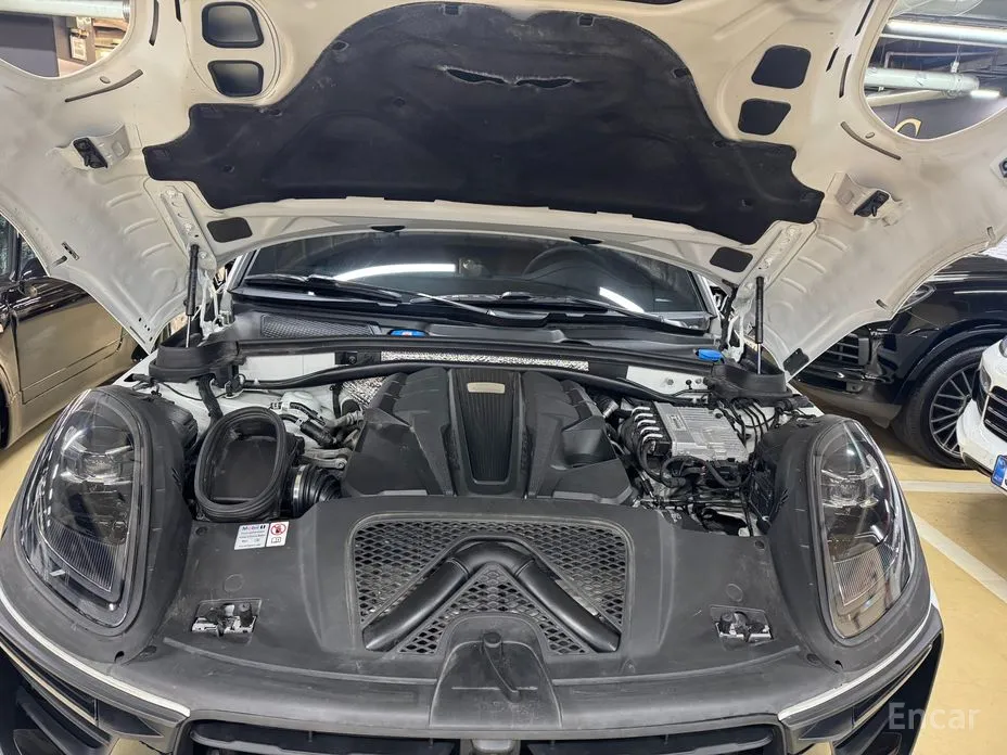 Фото 6 - Porsche Macan