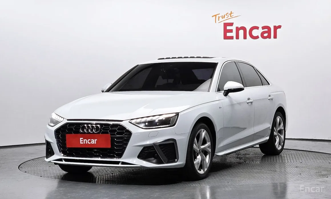 Фото 1 - Audi A4