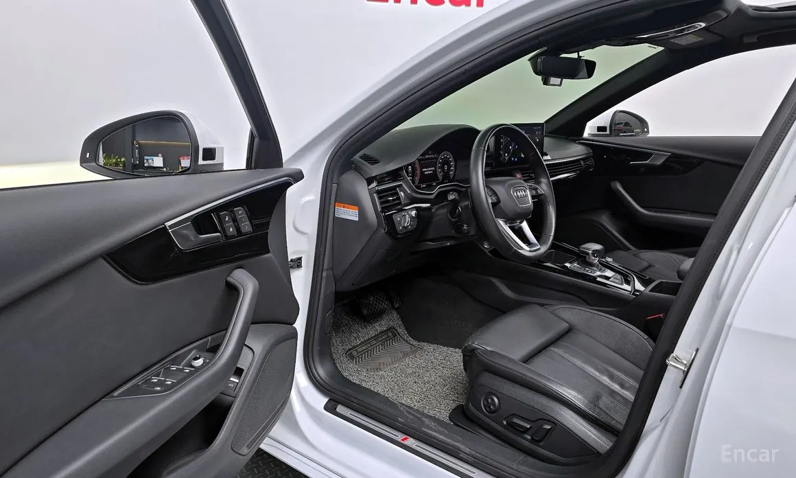 Фото 11 - Audi A4