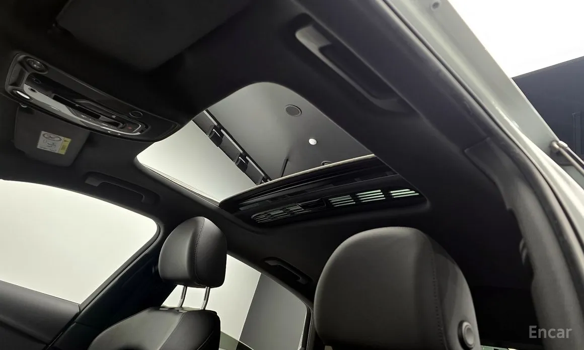 Фото 19 - Audi A4