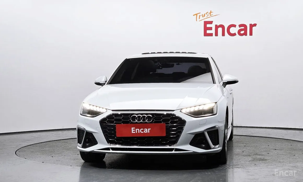 Фото 3 - Audi A4