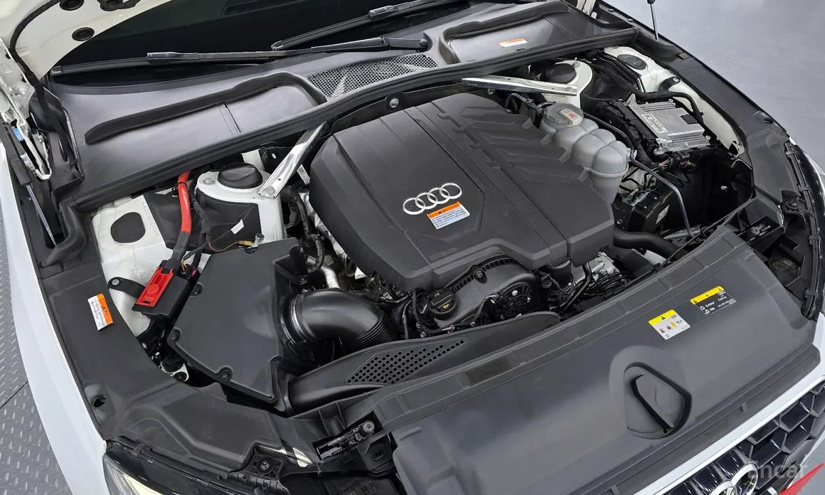 Фото 6 - Audi A4