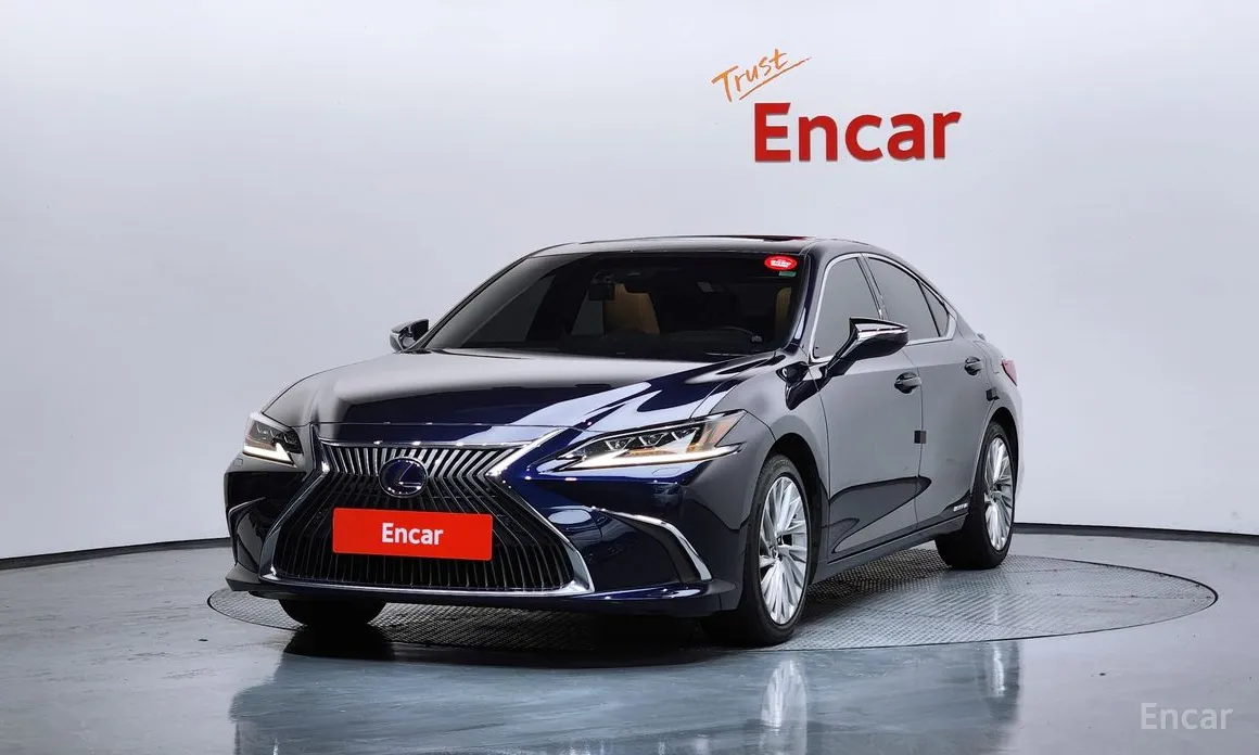 Фото 1 - Lexus ES