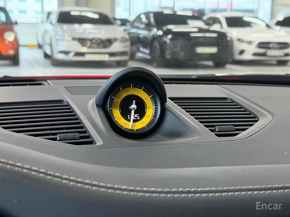 Photo 11 - Porsche 911