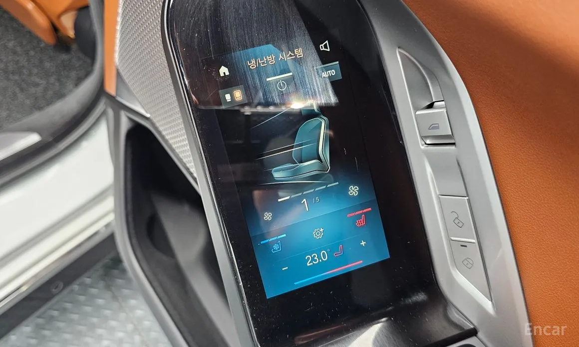 Фото 18 - BMW 7 Series